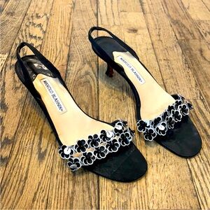 Manolo Blahnik slingback kitten heels size 9.5
